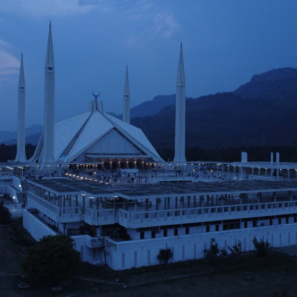 faisal masjid